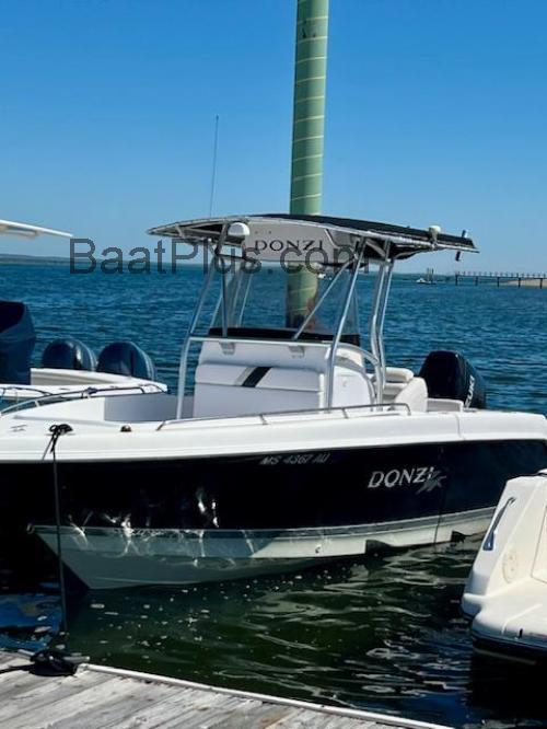 Donzi 23 ZF 	Spesifikasjoner og anmeldelser